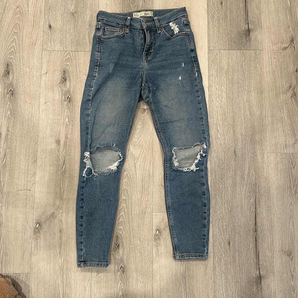 Jamie Petite Ripped Skinny Jeans